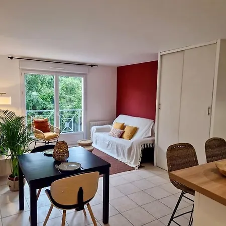 2 Pièces à * Longjumeau